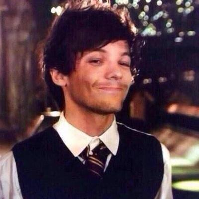 follow @zaylours @whenthewolves and @flawlessniaII for more free follows and a fb!!!!