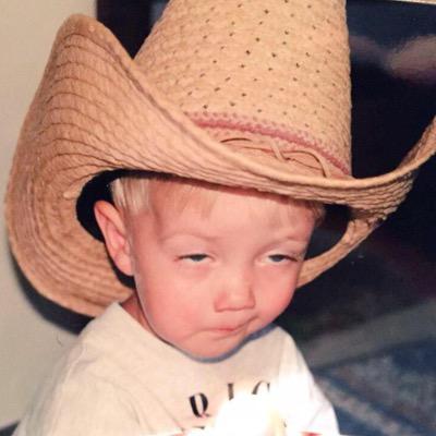 Follow @YumYumGrier for a follow back!