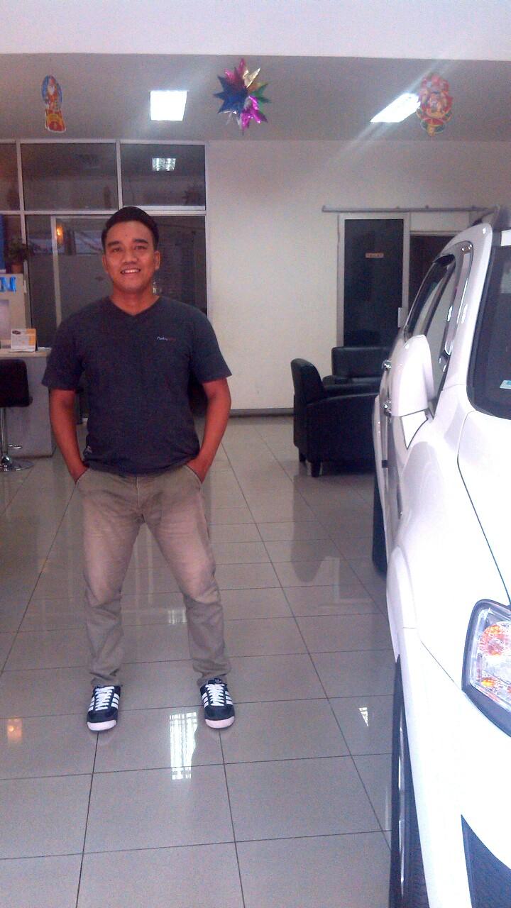Sederhana aja memandang hidup, jalanin, yakinin, Allah udah ngatur waktu terbaik untuk kita bahagia.. Always believe. ☺