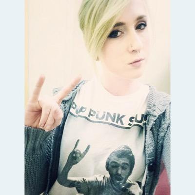 zoeflippin's profile picture. 