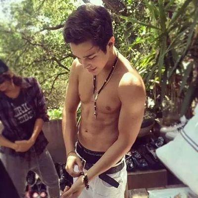Soy Mahomie de corazon mi mundo es austin y asi sera para siempre. Austin carter mahone 

---------------Detectar idiomaAfrikáansAlbanésAlemánÁrabeArmenioAzerí