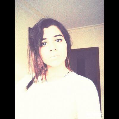 Yalnız.Kaybolmuş.Ama özgür.