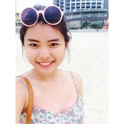 EvelineZheng's profile picture. 