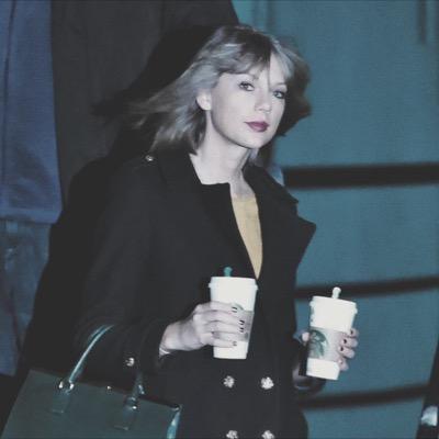 i peed myself when taylor announced 1989