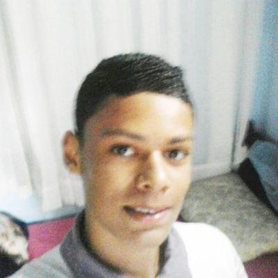 SEGUE-SIGO TODOS DIVOLTA                                   instagram: @_bruuniinhoo_da_vp_ofiiciial