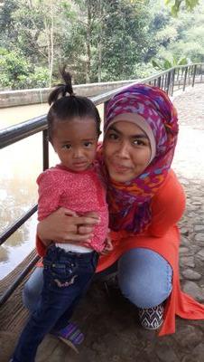 annesuseno's profile picture. 