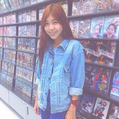 thanl follow me / follow u back :3
nice too meet you all .//.