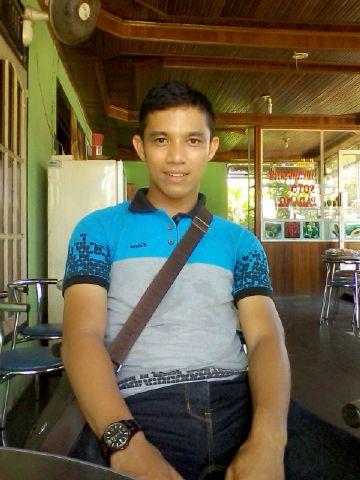 fhandiDAV's profile picture. 