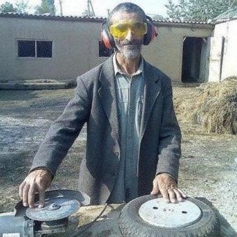 ElektroNamik's profile picture. EDM, Progressive House, Deep House, Chill House, Tech House, Techno hepsini dinlerdik biz köyde | İletişim elektronamik@gmail.com