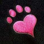 For The Love Of Cats.  Soft & cosy personalised fleece blankets for cats and kittens.  Embroidered blankets for kitten breeders. https://t.co/NsLYDdNw4P