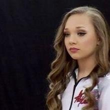 SECONDISTHE's profile picture. DANCER AND DANCE MOM LOVER // HOLLY AND JILL FOLLOW✨