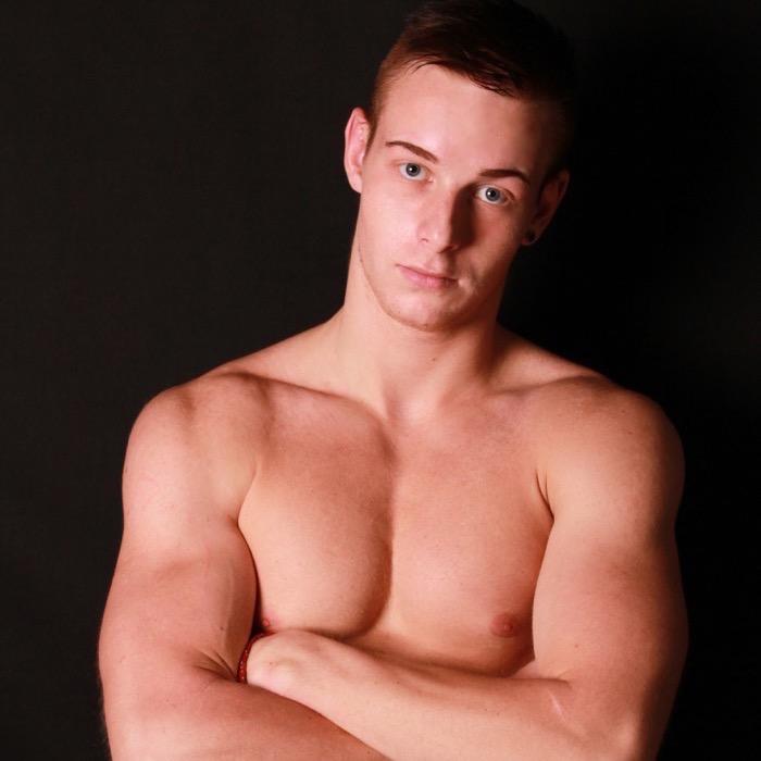Straight Master - Exclusive at @hardkinks
