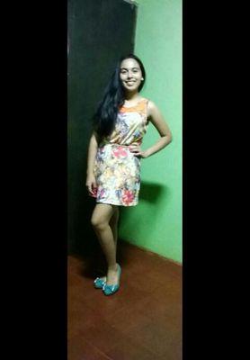 nunca cofundas una verdadera amistad con una que solo te hace reir ♡♥