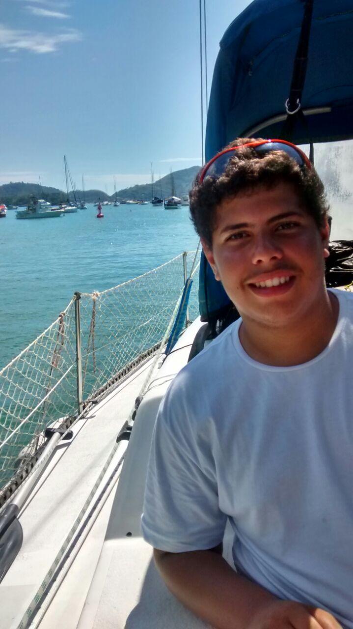 a vida e pra valer seguir os concelhos e nunca desistir dos seus sonhos