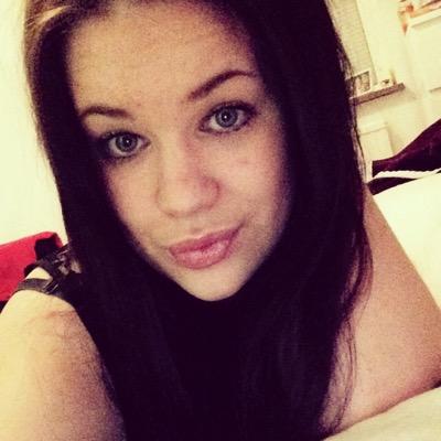 Ljusdal 18 y/o 
Följ mig på instagram @amandaabergqvist !