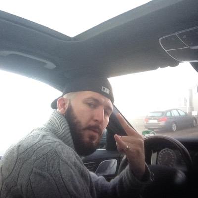 dabeljulien's profile picture. 