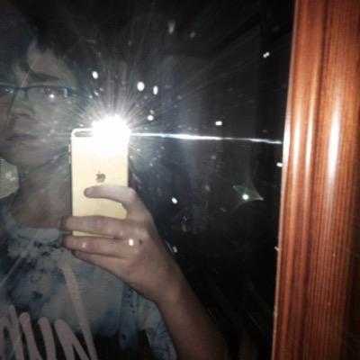 If u play cod aw or fifa15 just follow me n ill follow u back then just dn me if ya wanna talk