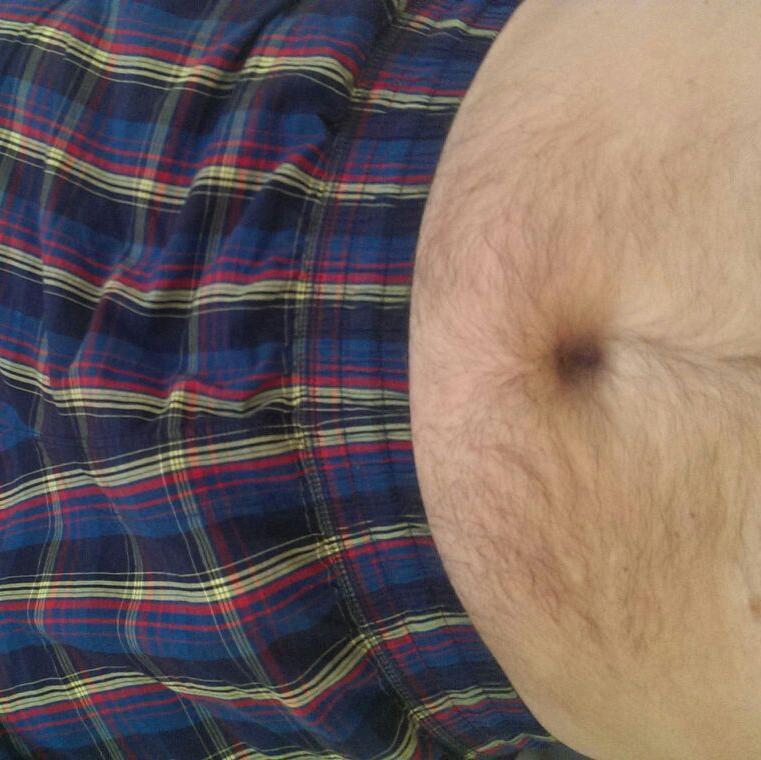 RonnieGeorge11's profile picture. 18+ only. A flirty& horny fella. Kik RonnieGeorge Get in touch!