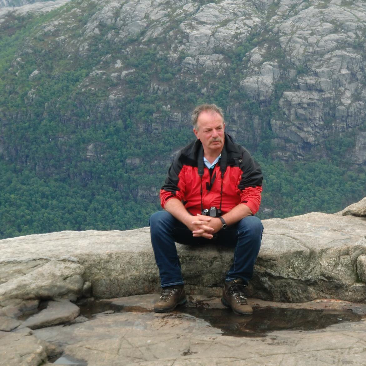 BennyvDa's profile picture. 