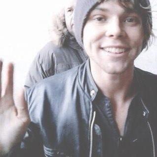 You're cute but not Ashton Irwin cute