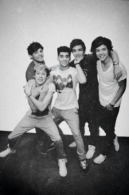 19/brasileira/fanatica pela 1D/antiga @1DForLifeBr_01
