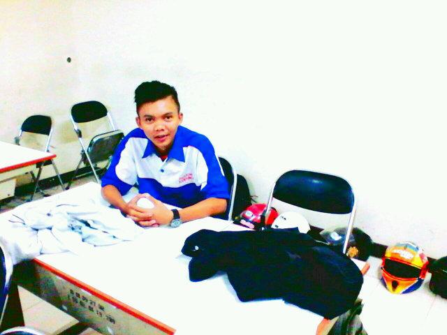 Rizalmda_'s profile picture. 