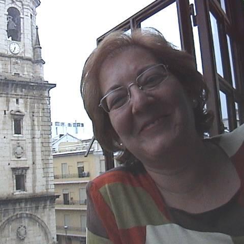 MariSoto57's profile picture. las canas no te hacen mayor te hacen ver la vida de otra manera.