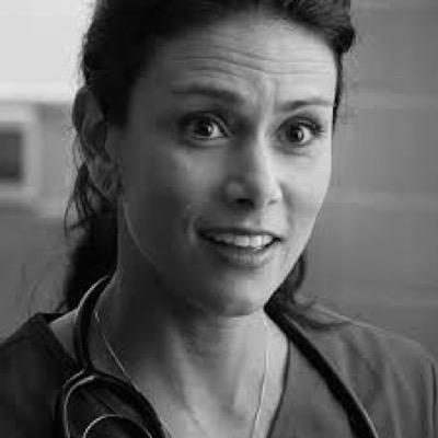 Infirmière à l'hôpital de Beacon Hills. Divorcée. {Scott} ❄️