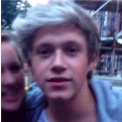 remember that niall loves u very much and u will get his follow one day (if u havent)