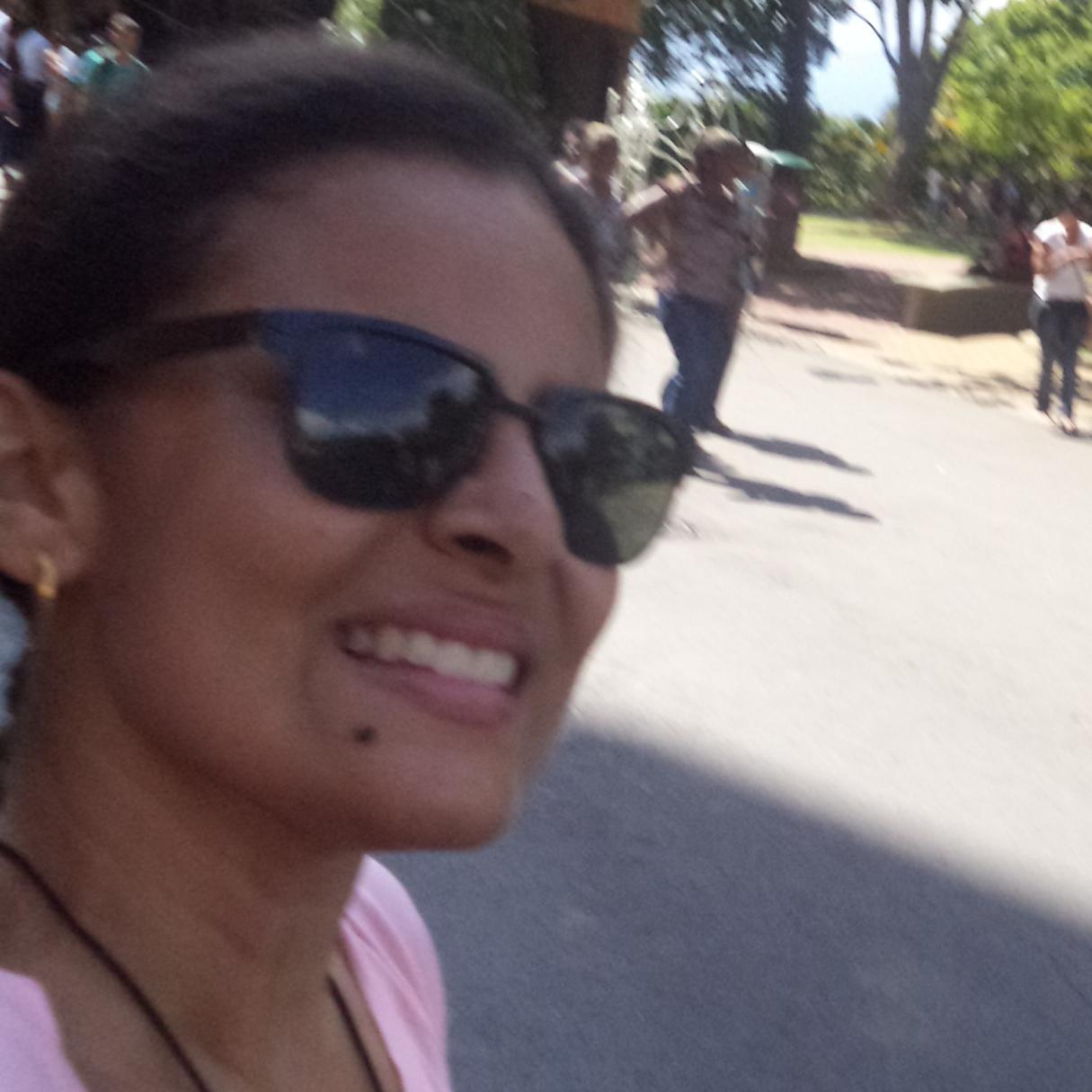 http://t.co/OZVI0gZnWr.                                Amo Moda, Informática e Meio Ambiente !