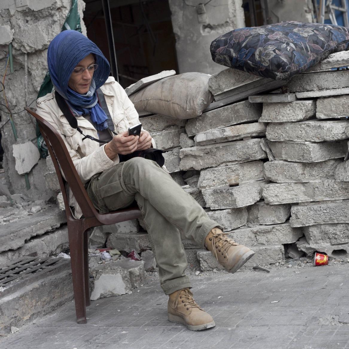 photoreporter journalist