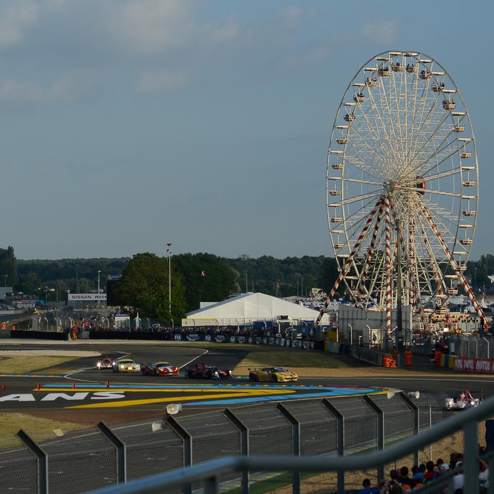 fan de sport auto , first race 24 h LE Mans 1967 ... F1 fan too !
Love taking photos , only mine' post on tweeter !