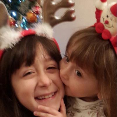 XheniBalla's profile picture. 