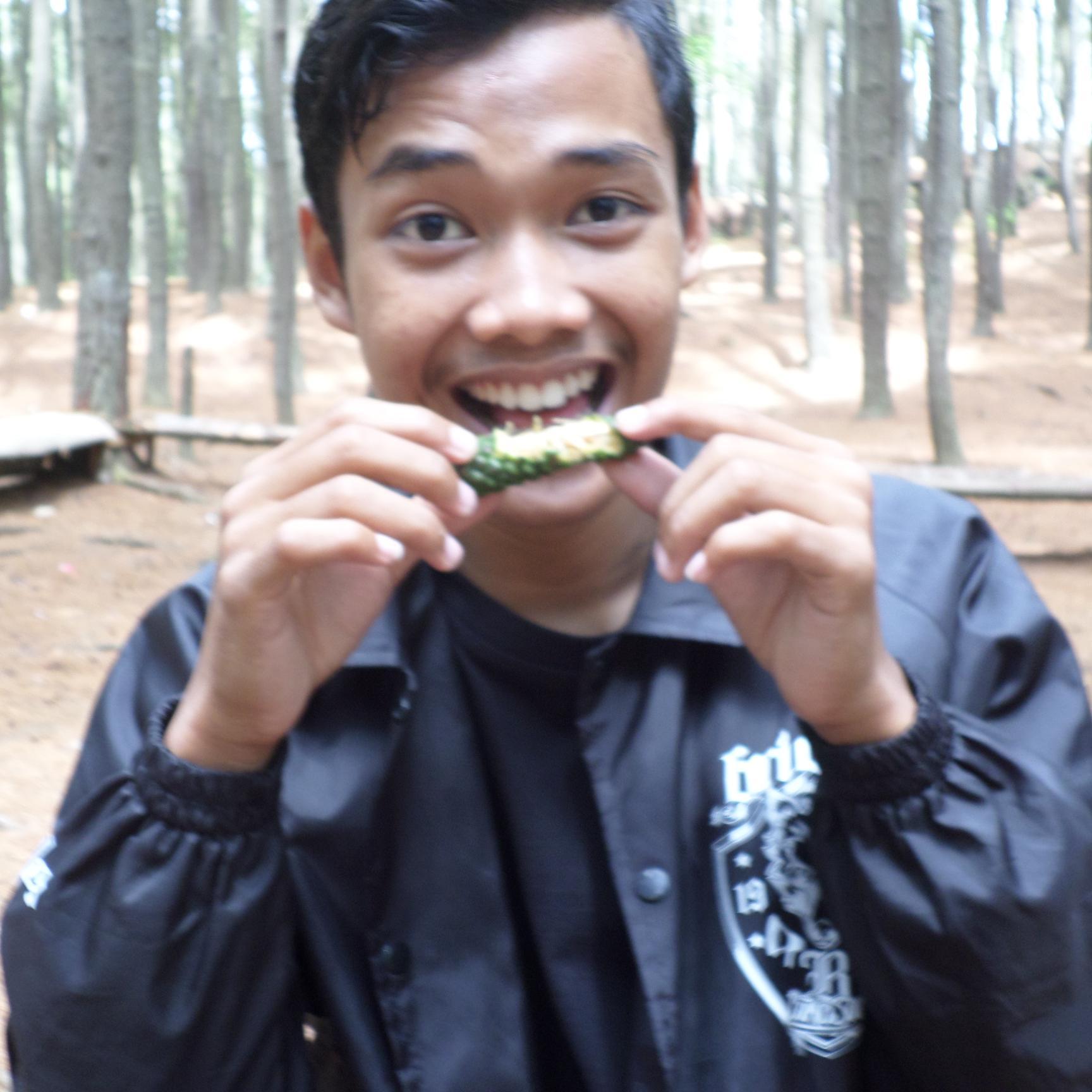 Yang followback mudah2an mendapatkan pahala, aminn ☺ Be your self be better.