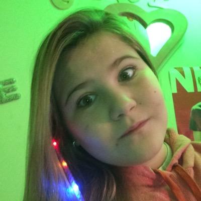 fallow me