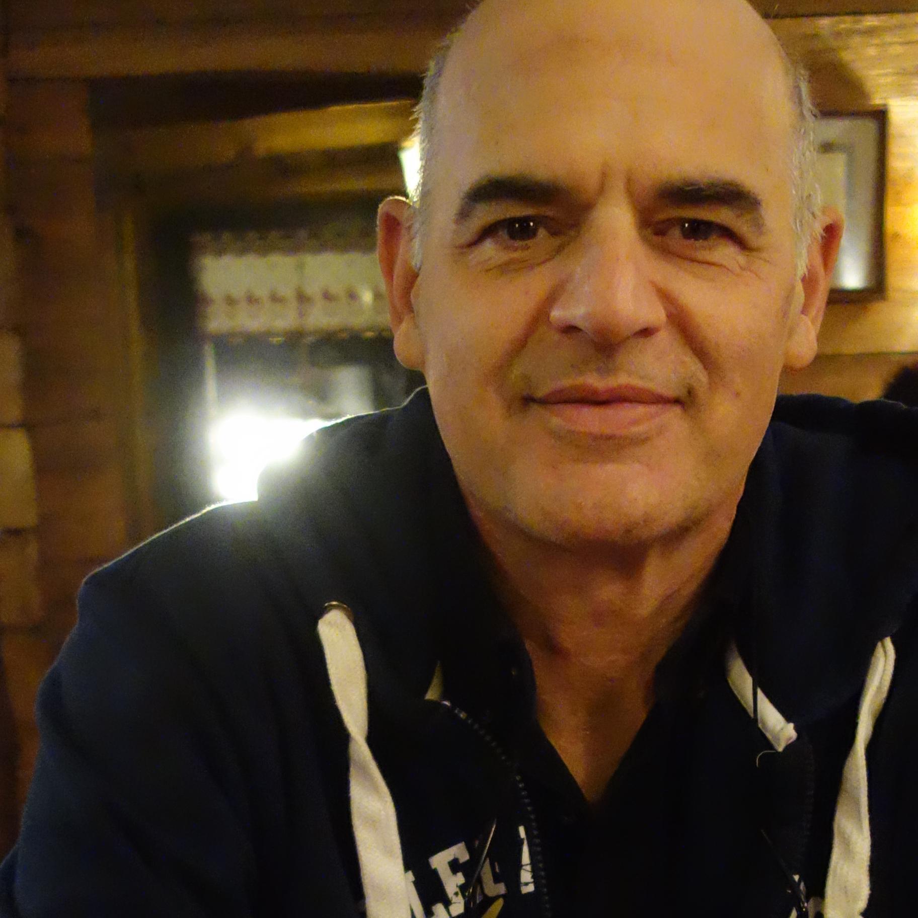 polharit's profile picture. 