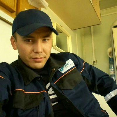 Roma8774477's profile picture. 