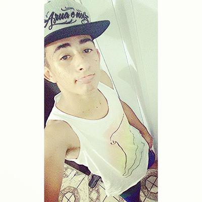 pra que me descrever ? se cada pessoa vai me julgar de um jeito