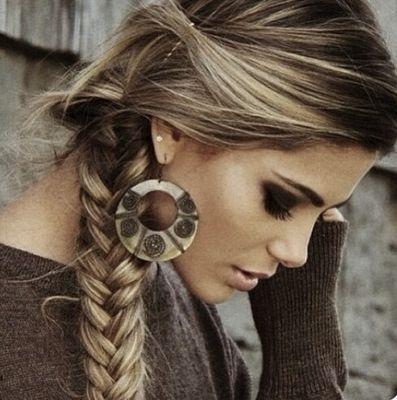 Vanessa, 19ans, Coiffeuse ✂ ✌ FOLLOW ME ✌