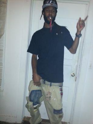 BUMBACLOT_JAMAL's profile picture. Dreaded, long hair don't care. Cali_BoundInAug #TeamJordan #Team8732_24HrWorkShop : Finding my way to success