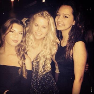 eleanorlaxton's profile picture. 