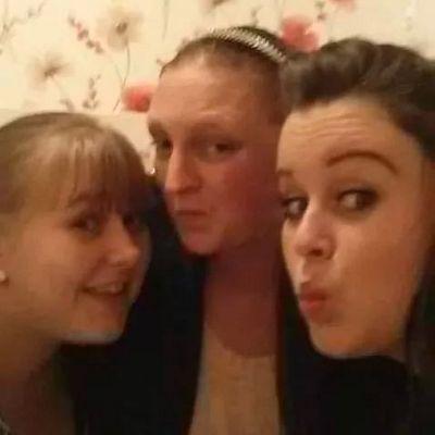 Mummy&Wife! Follow me ill follow back #Thatshowiroll