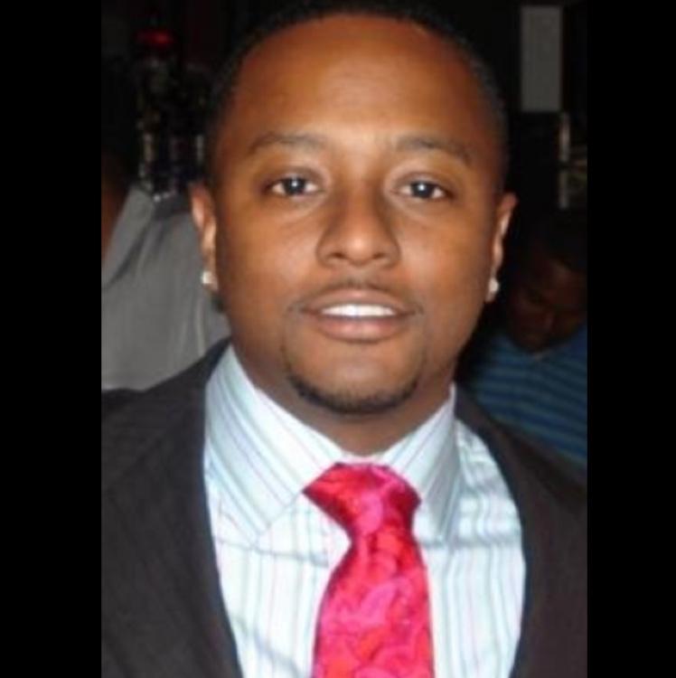 vincent06_'s profile picture. Just different