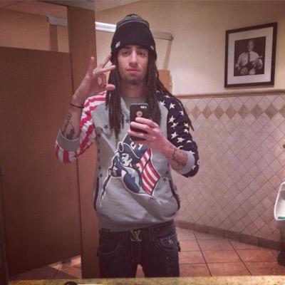 Married to the money fuck everybody , 93 HeadBu$$a is where its at , yu dnt like fuck yu then / ismoke alot of weed & do as iplease , Tek a day Billy mob Bitch