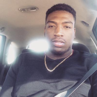 Im just a chilled dude tryna make in the world. Keep God and family first and everything after
#TeamChrist #PVFootball, #TeamDarkskin, #Team6'5, #PVNation