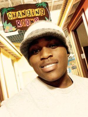 new at the twitter lol im am outside person well unless it's cool ill go out love to play football im a browns fan they doing something this year 16yrs single