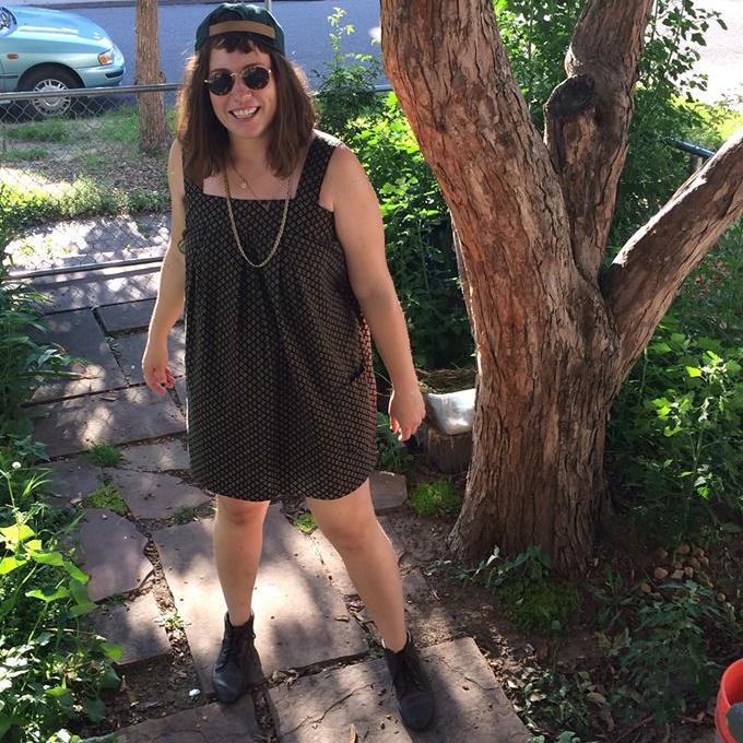 bakingnomad's profile picture. chick / baker / nomad