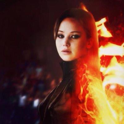 Jennifer -Liam -Josh -katniss -Gale - Peeta