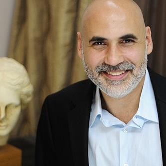 I'm an Istanbul based neurophysicist, NLP Trainer. I give therapy and consulting seminars helping coaches and therapists set up a thriving professional practice