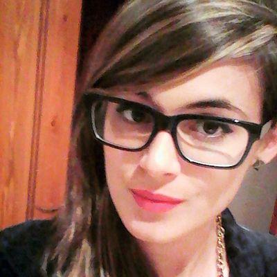 Maestra luchando, también está enseñando.
Viaje antes que destino.|| ¡A Brillar! ✨️
📍En las aulas o en los escenarios